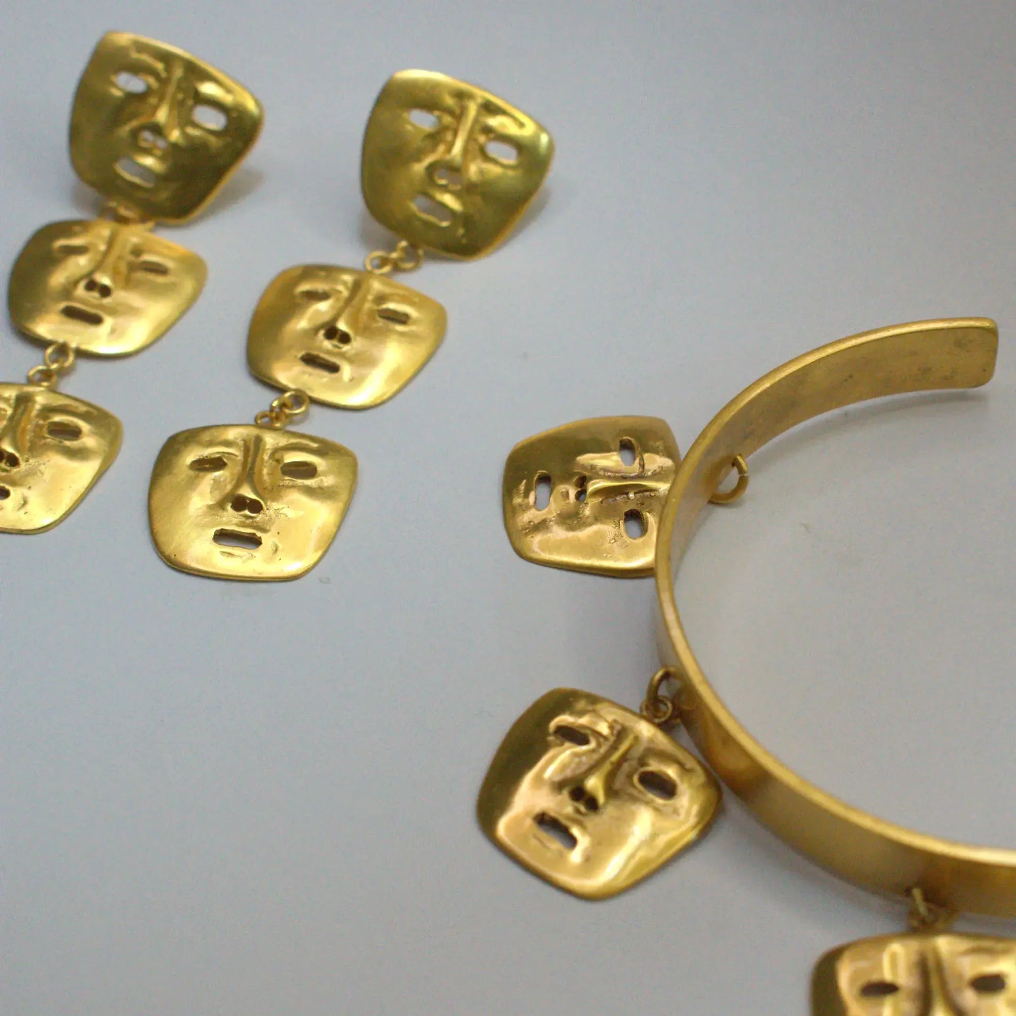 Aros Maschera