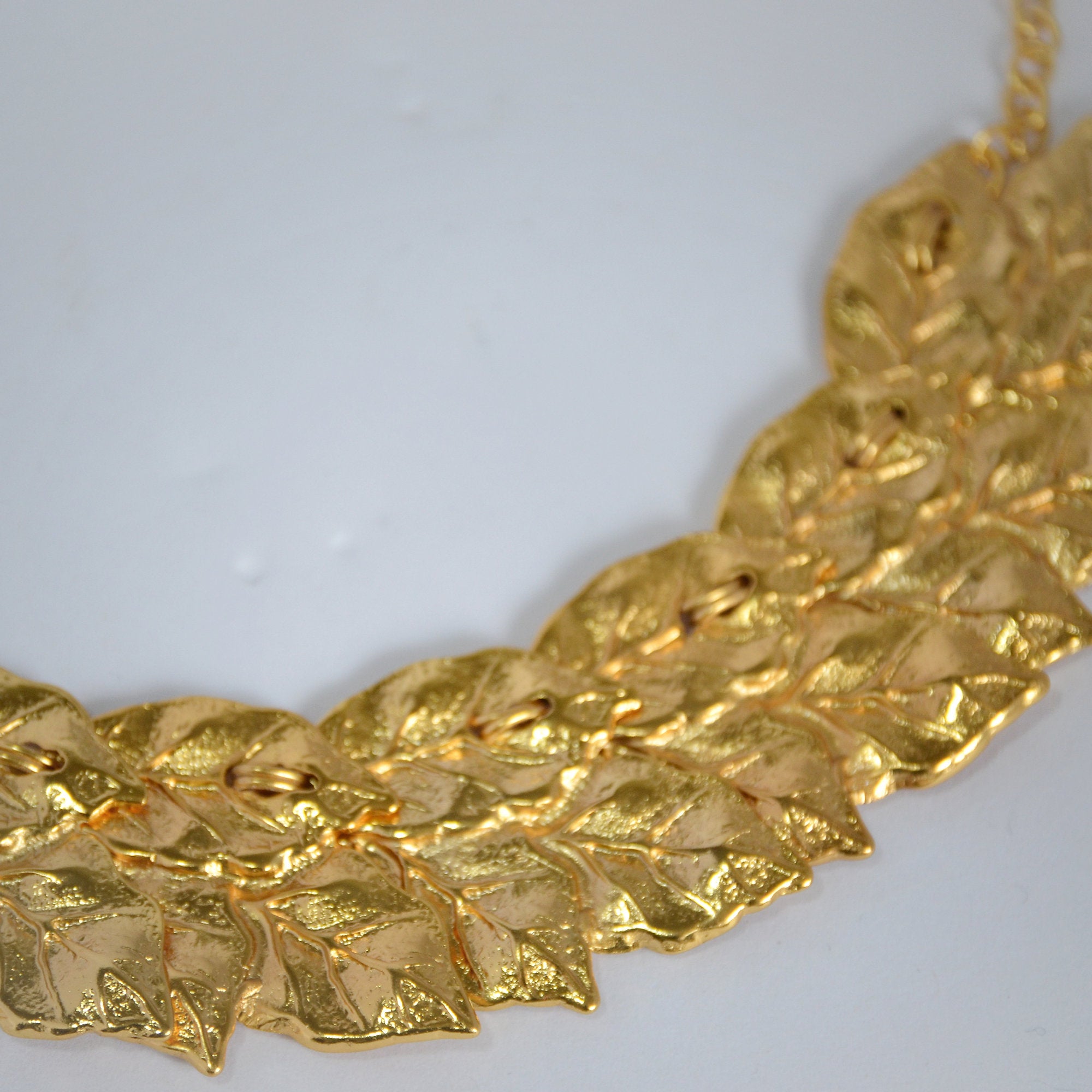 Collar Foglie